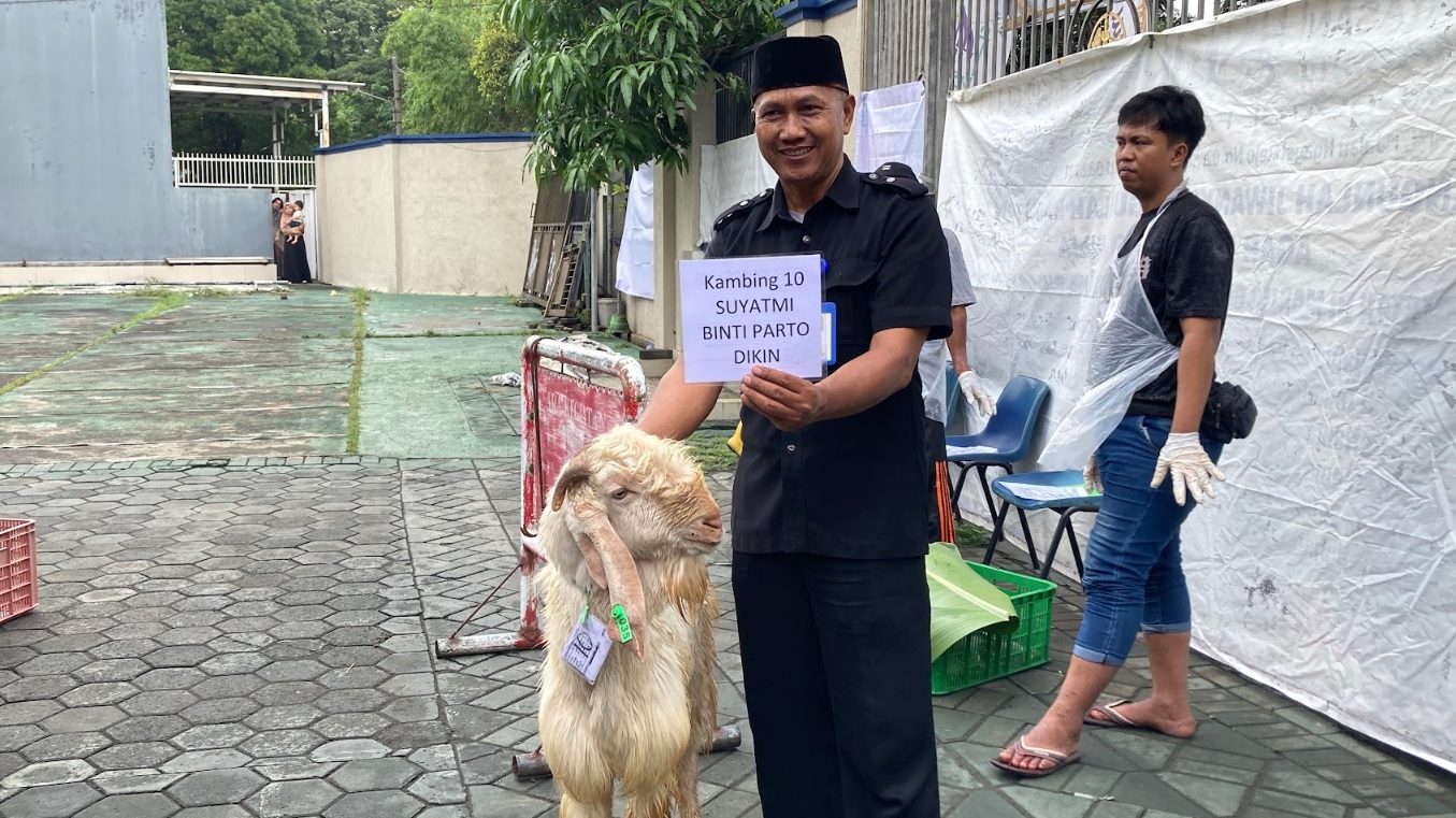 Kambing dari  Ibu Suyatmi Binti Parto Dikin
